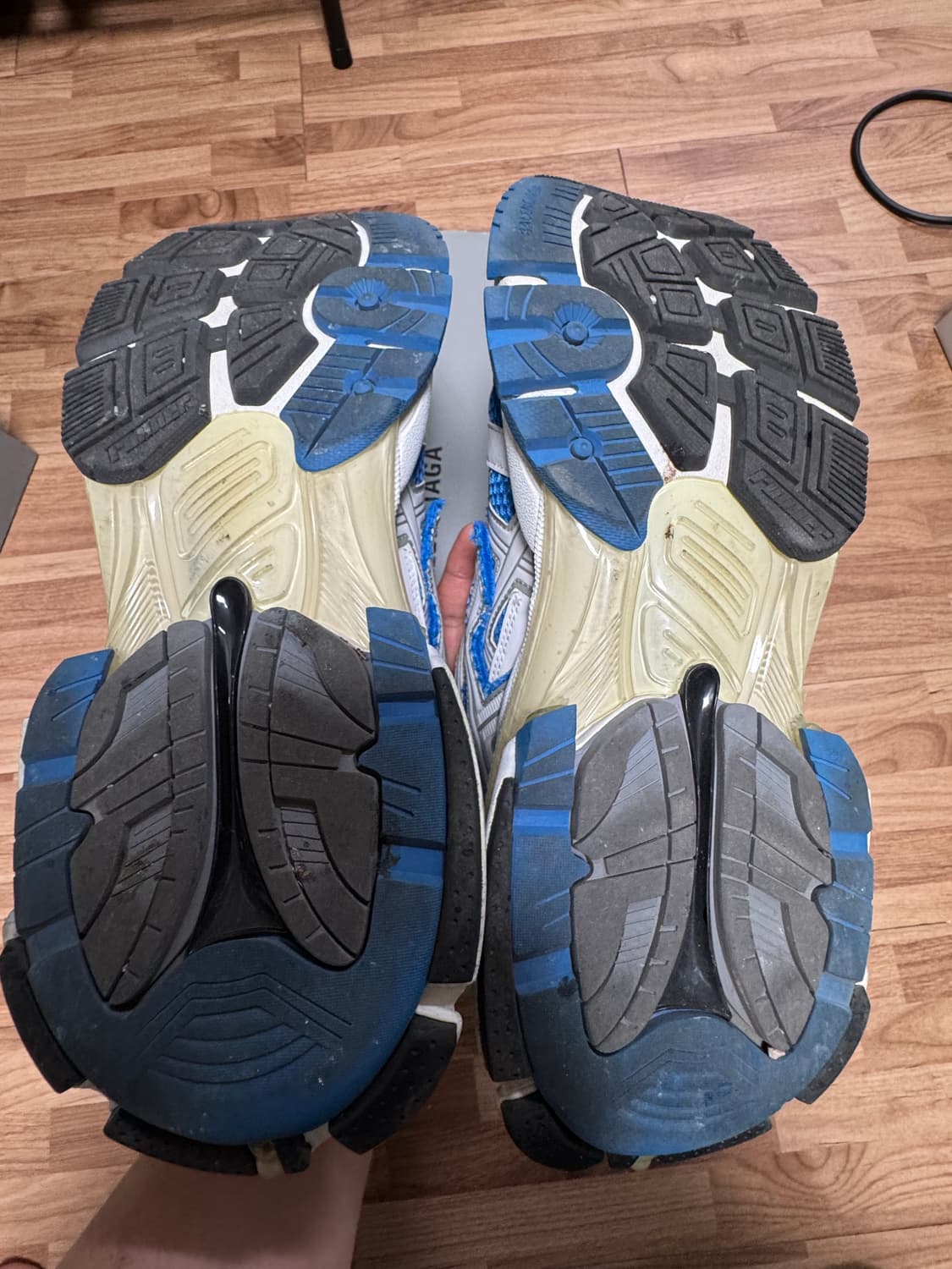 발렌시아가 뉴러너 블루 42 상품이미지4