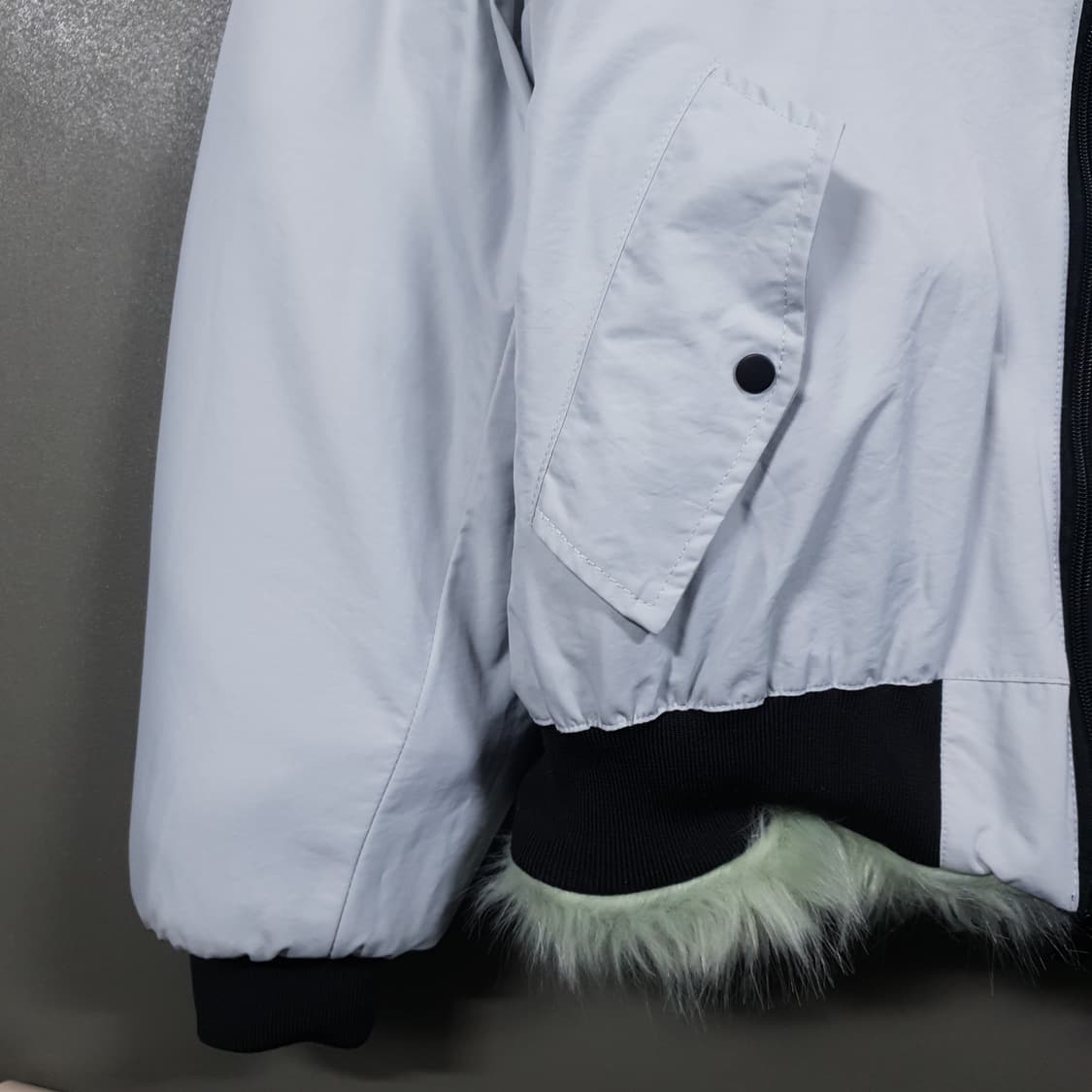 실측 L) 나이키 엠부쉬 리버서블 양면 오버핏 빅스우시 민트 퍼 자켓 상품이미지8