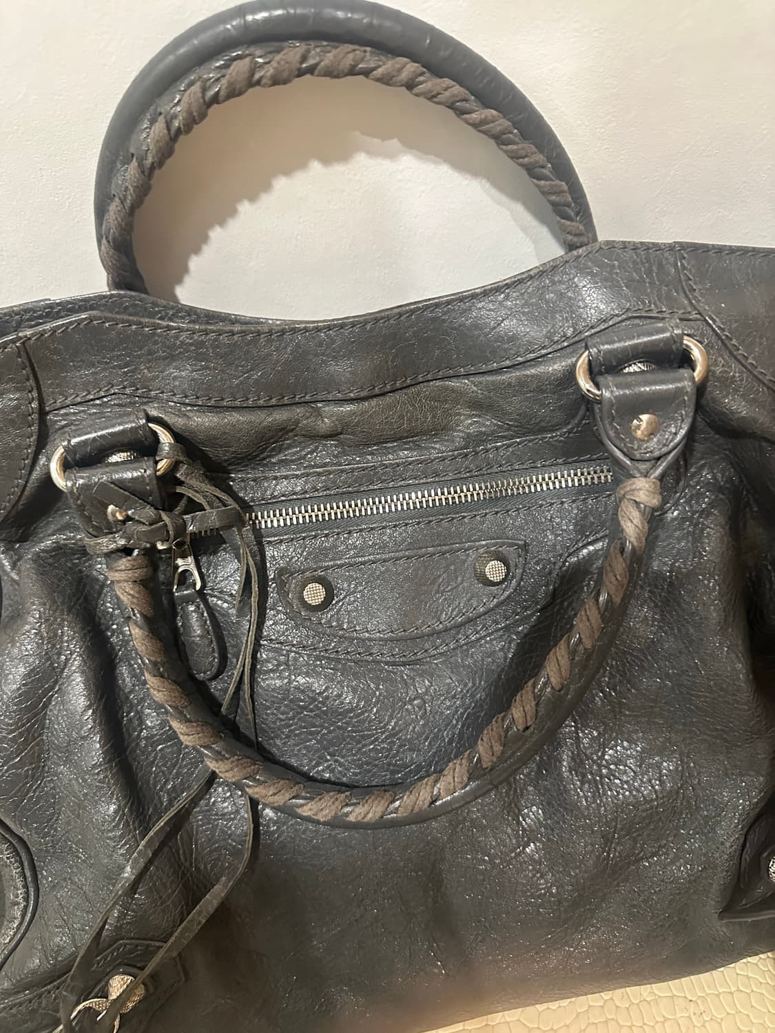 발렌시아가모터백 상품이미지5