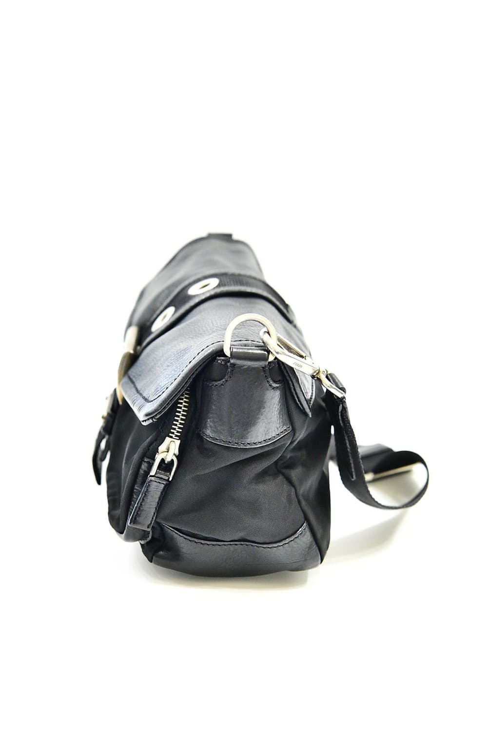 프라다 포코노 & 레더 버클 펀칭 숄더백(정품) 상품이미지2