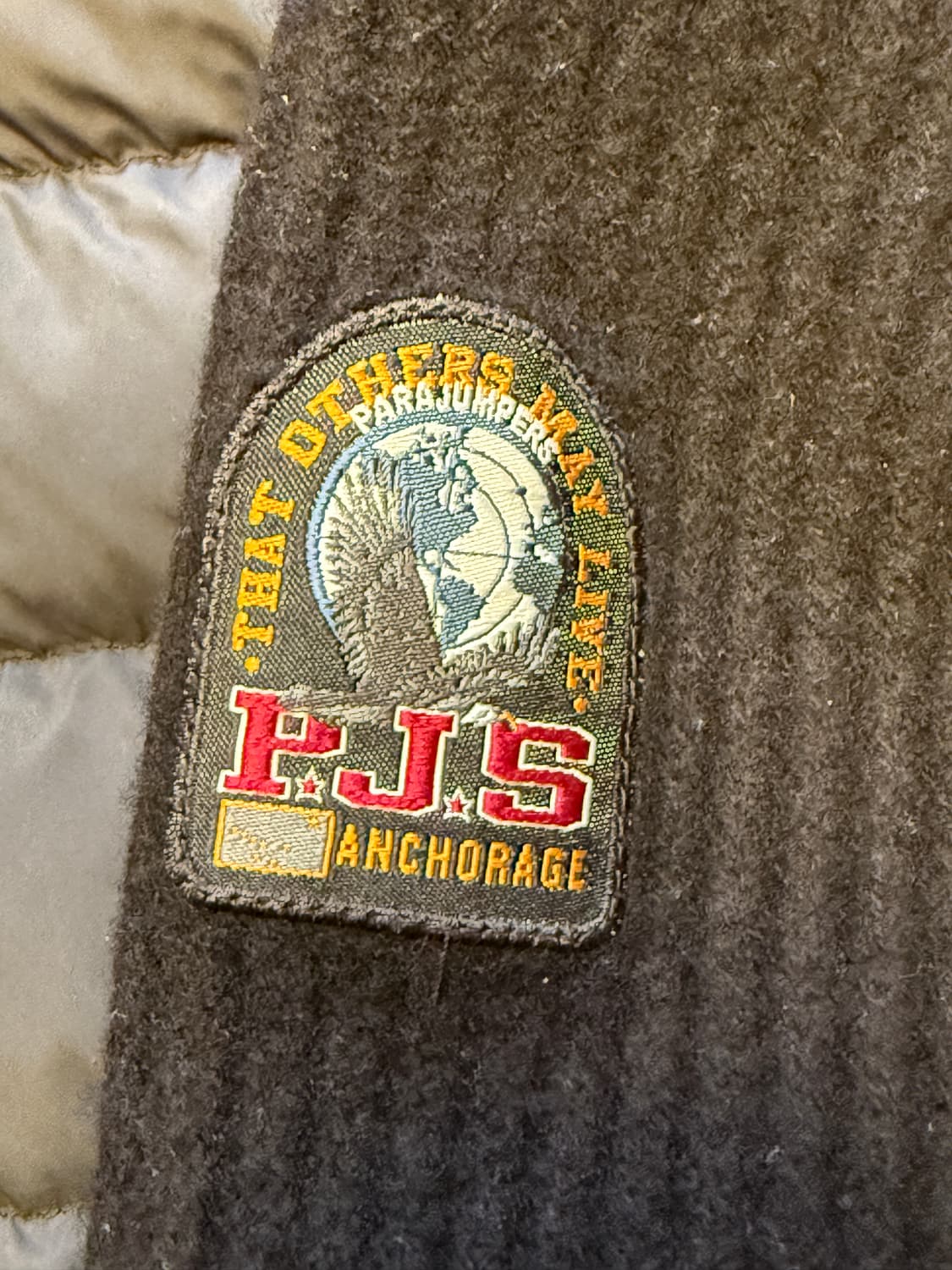 파라점퍼스 올모 하이브리드 니트 펜슬 - 25FW 상품이미지3