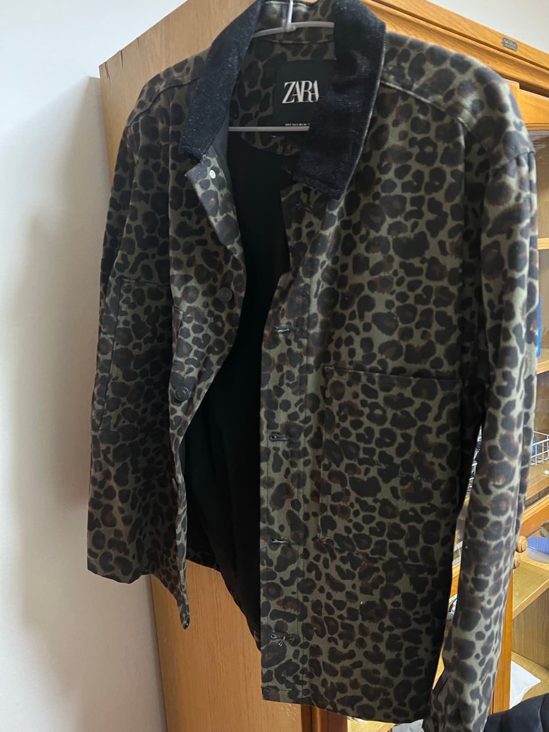 자라 호피 레오파드 남자 자켓 S 상품이미지1