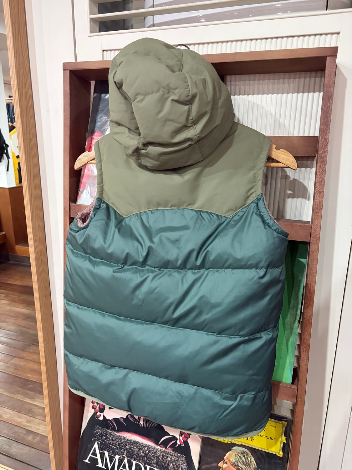 파타고니아 리버시블 레트로 다운 베스트 상품이미지5