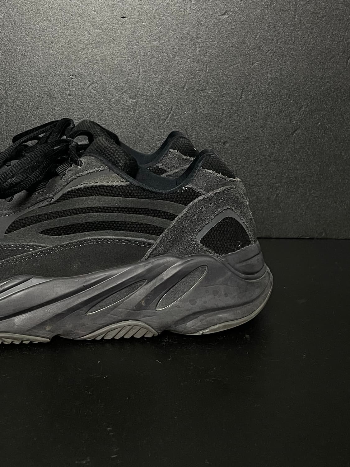 [255] 아디다스 이지부스트 700 V2 반타 상품이미지6