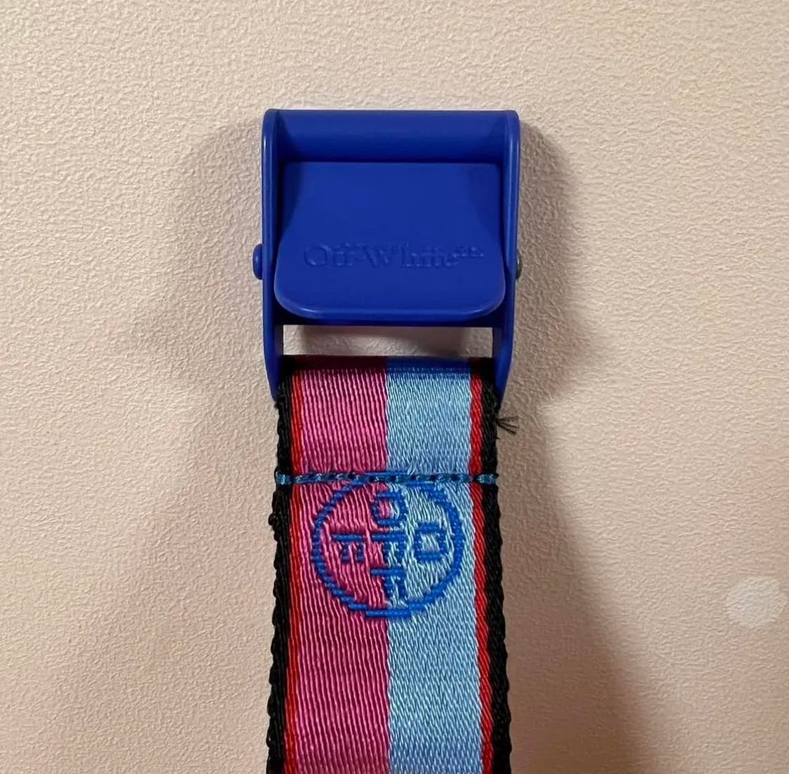 오프화이트 뉴 로고 클래식 인터스트리얼 라이트 벨트 상품이미지3