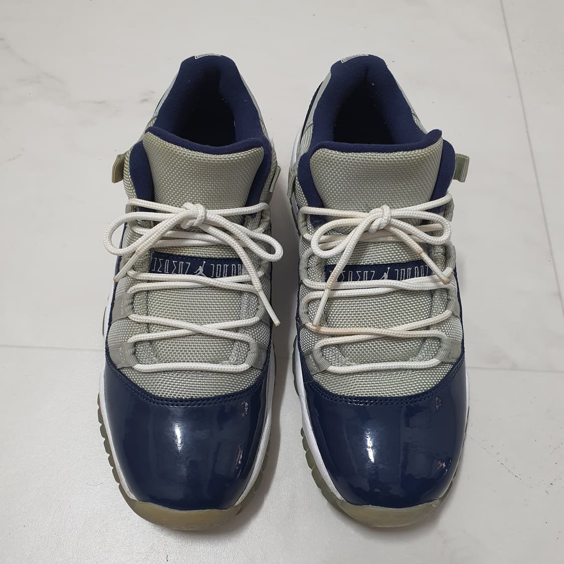 조던11 로우 조지타운 240 상품이미지2
