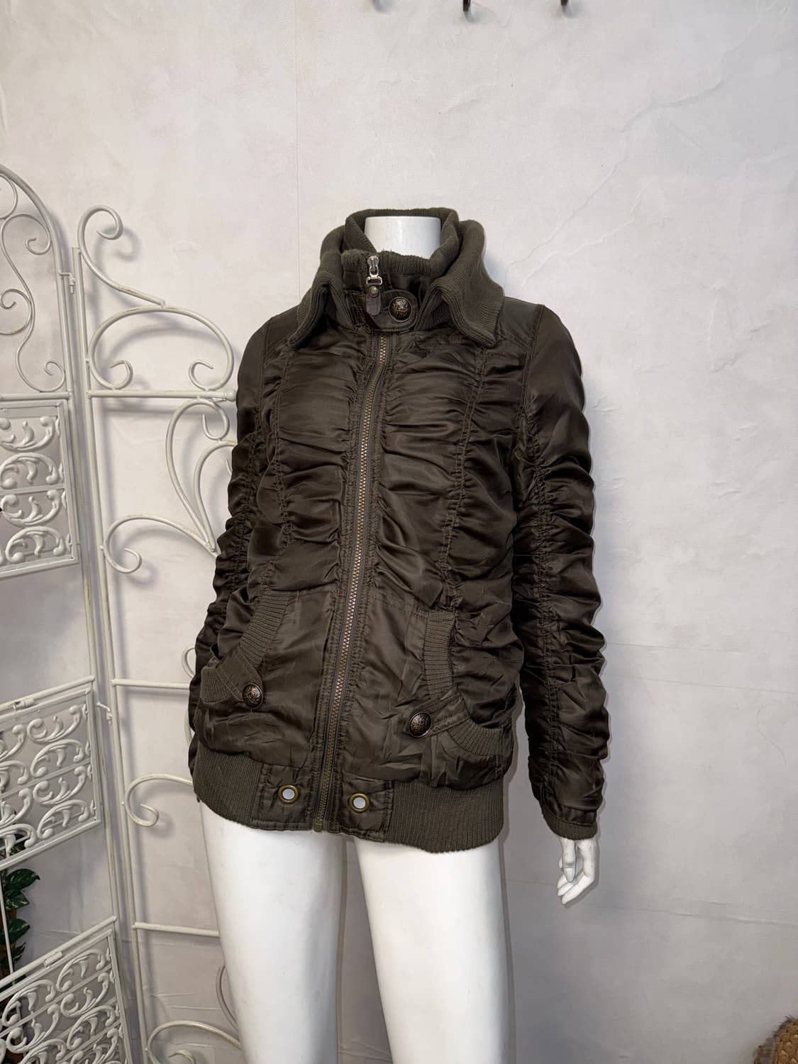 Sweet.B khaki shirring padded jumper 상품이미지4