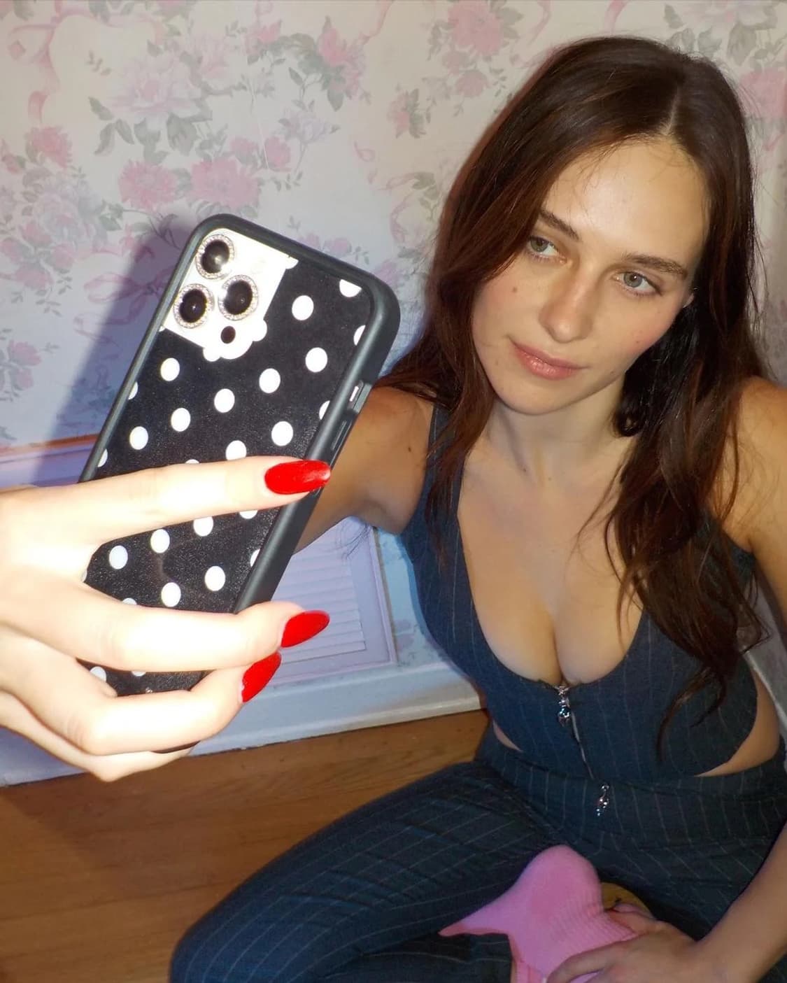 Wildflower 와일드플라워 아이폰15프로 Polka Dot 상품이미지5