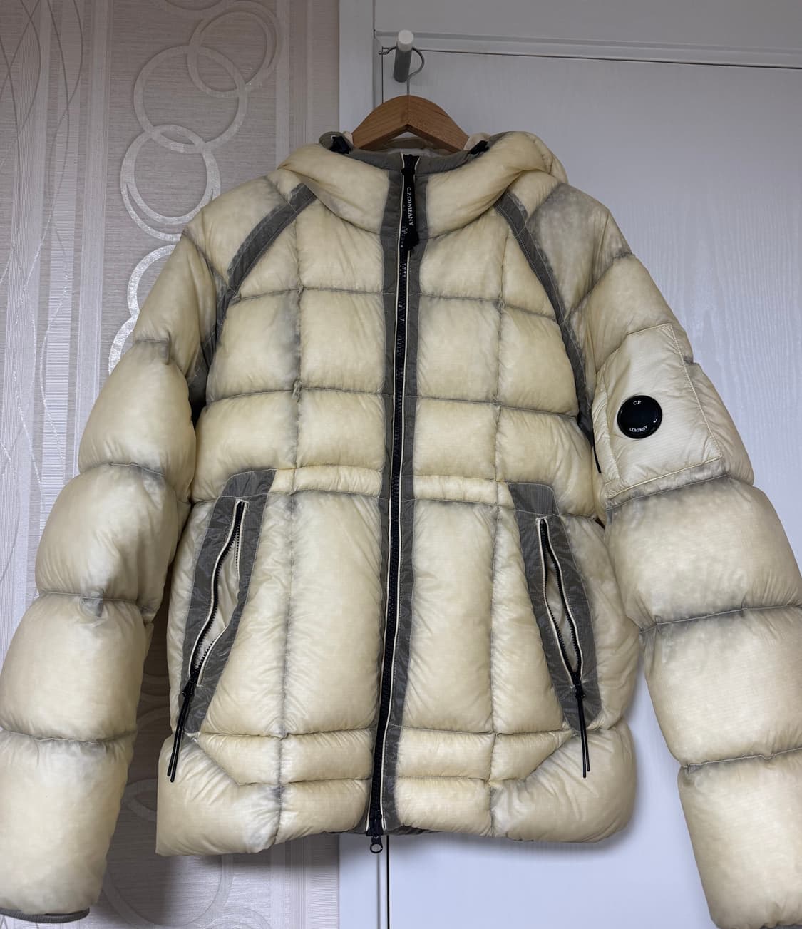 C.P. 컴퍼니 D.D. 쉘 후드 다운 자켓 피스타치오 쉘 베이지 L 상품이미지2