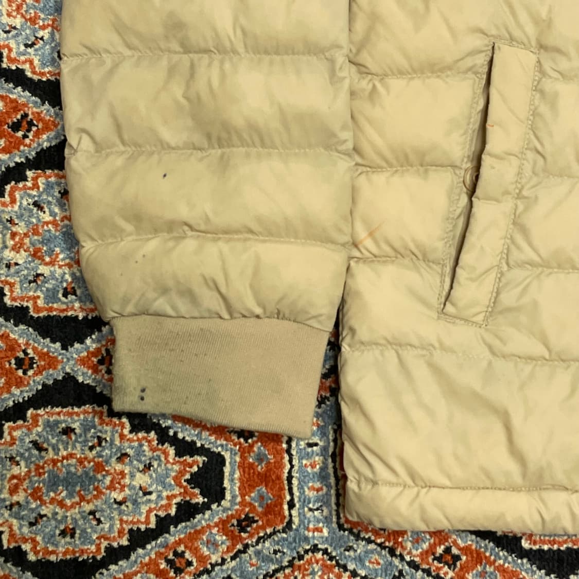 노스페이스 베이지 폴리 경량 패딩 점퍼 여성XS 상품이미지3