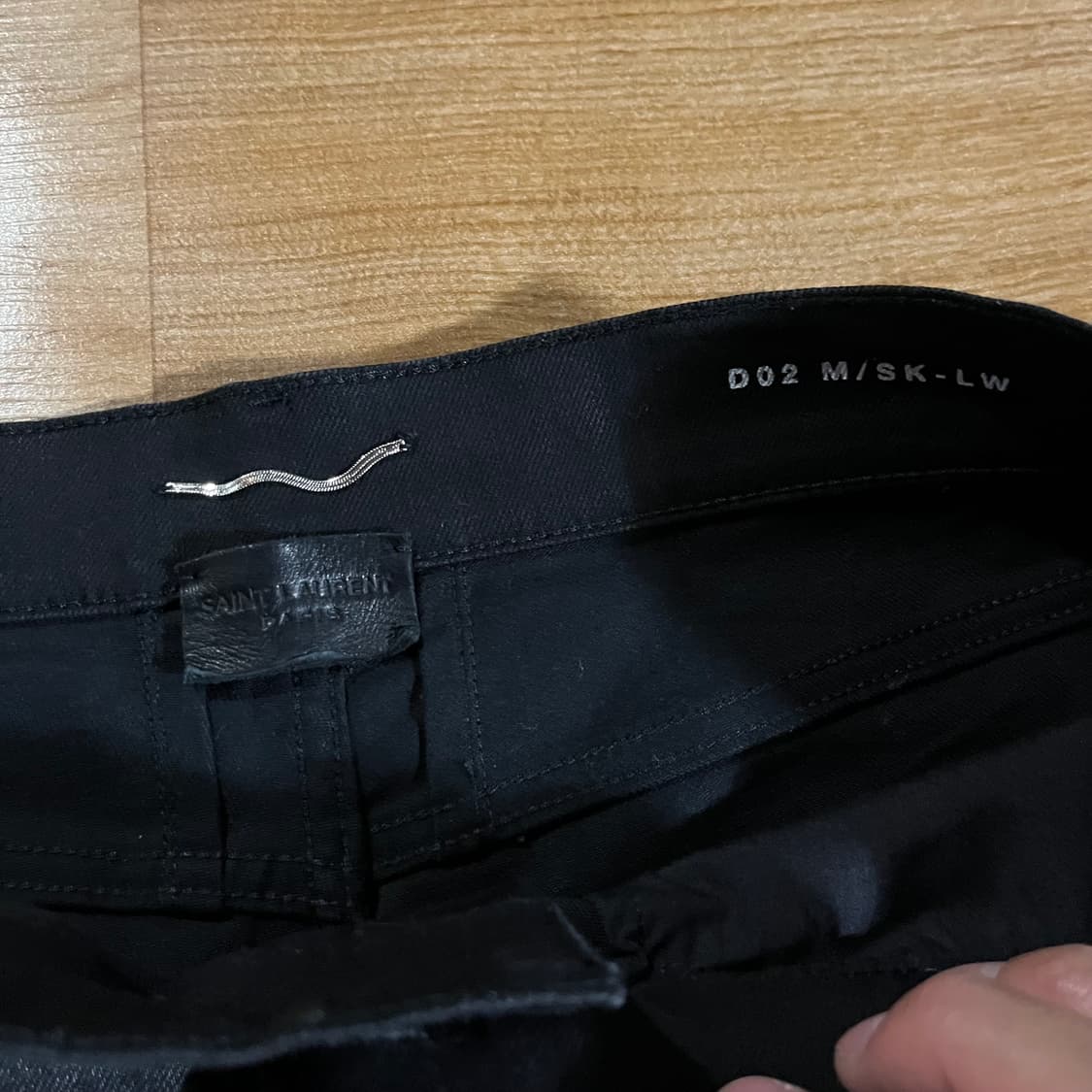 [32-33] 생로랑 블랙 코팅진 상품이미지9