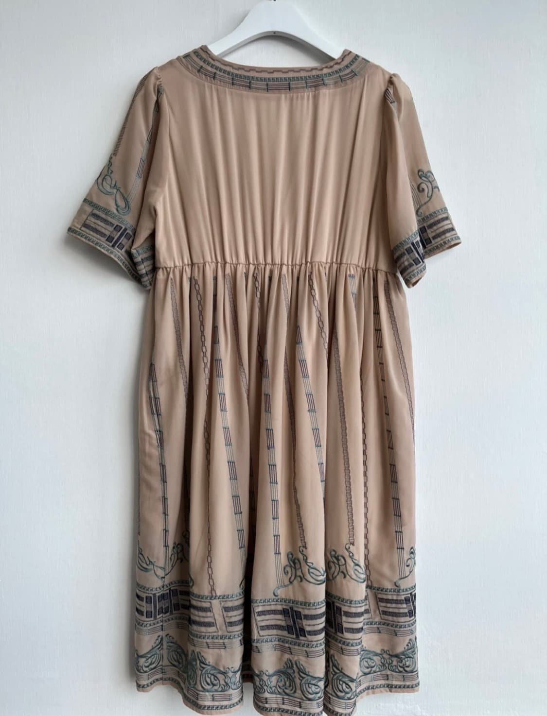 *SALE) 베이지 에스닉 미디 원피스  상품이미지3