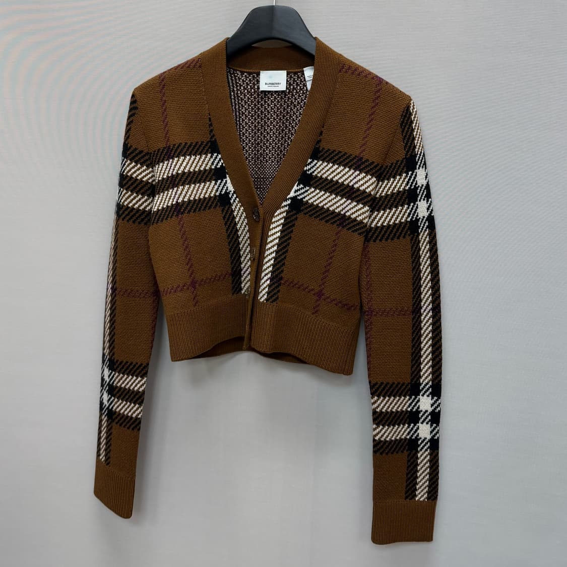 버버리 체크 울 자카드 크롭 카디건 ( 마른 44 ) 상품이미지3