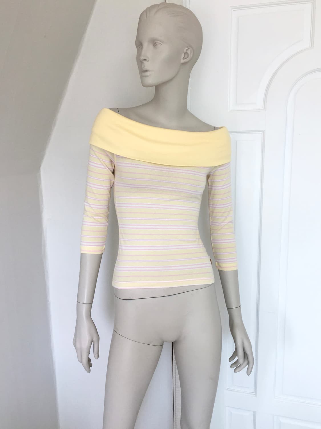Mixed Lemon  Stripes Off Shoulder Top 상품이미지1