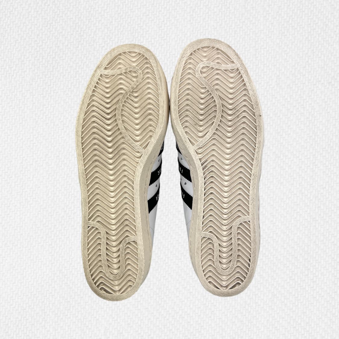 255 아디다스 x 휴먼 메이드 슈퍼스타 화이트 블랙 상품이미지10