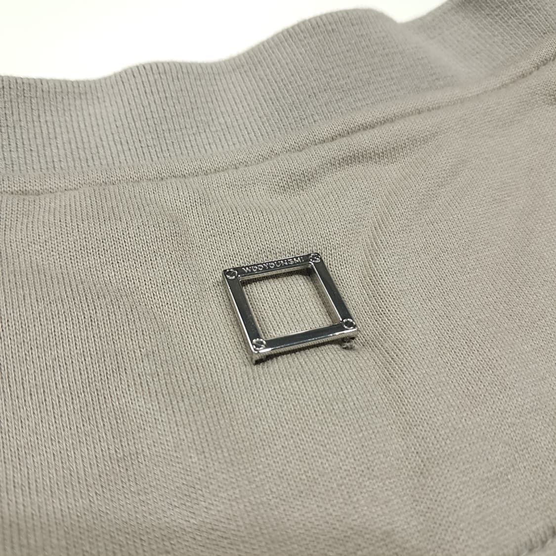 CL055 우영미 코튼 파리스레터링 메탈스터드 그레이 맨투맨 상품이미지8