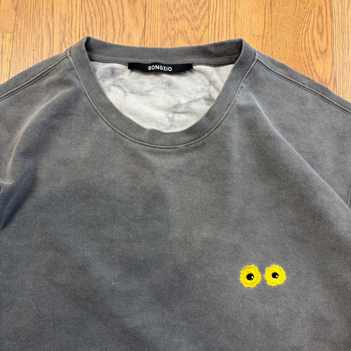 송지오 X 송민호 블랙아이즈 워시드 티셔츠 상품이미지2