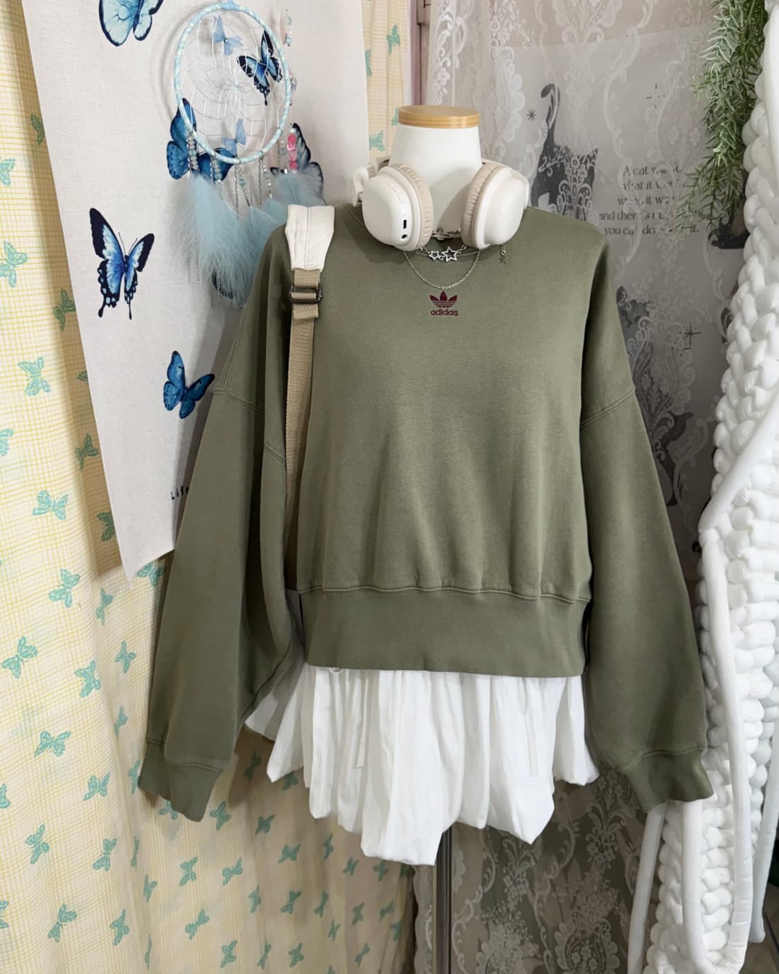 아디다스 카키 크롭 파이어버드 맨투맨 상품이미지3