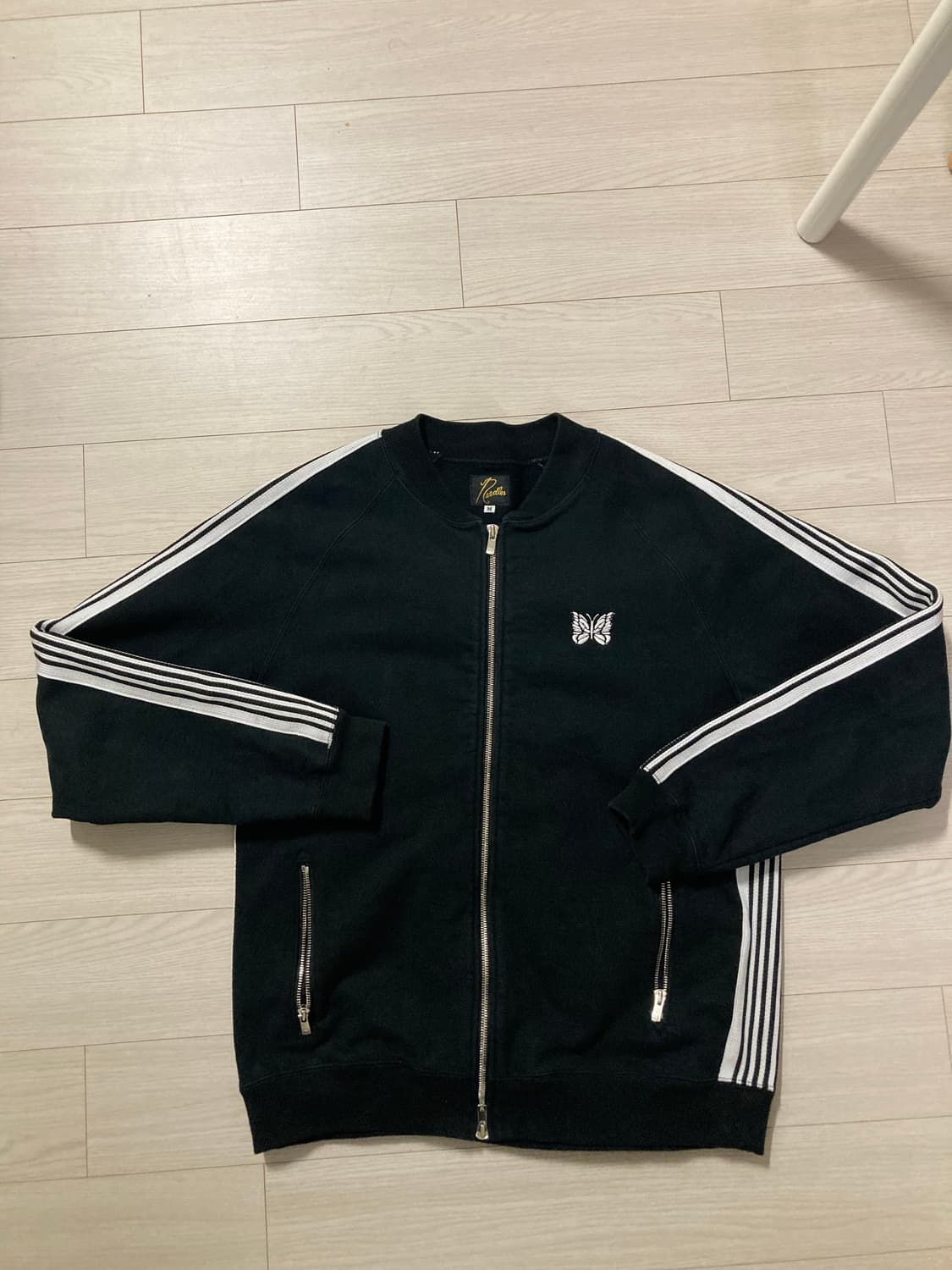 니들스 lhp 스웻 트랙자켓 팝니다 상품이미지1