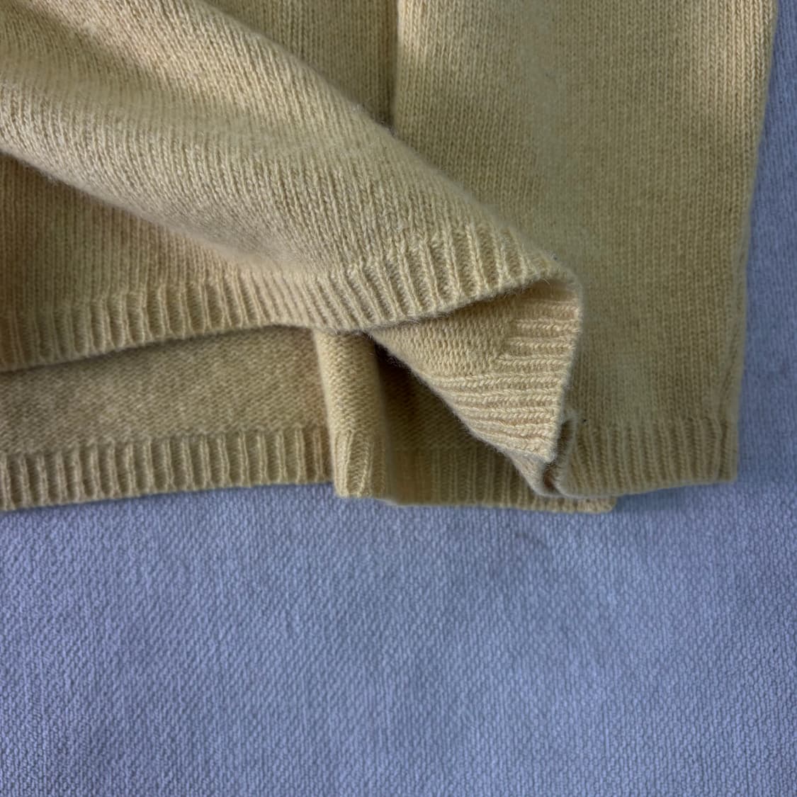 W 95 APC 아페쎄 캐시미어 울 니트 상품이미지3