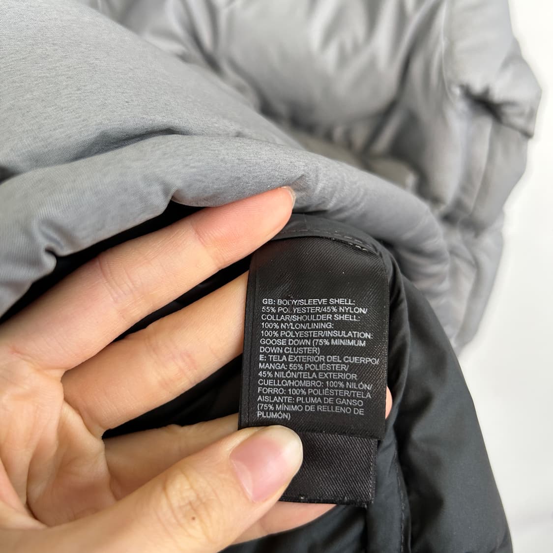 노스페이스 남성 그레이 눕시 패딩 100정도 상품이미지4