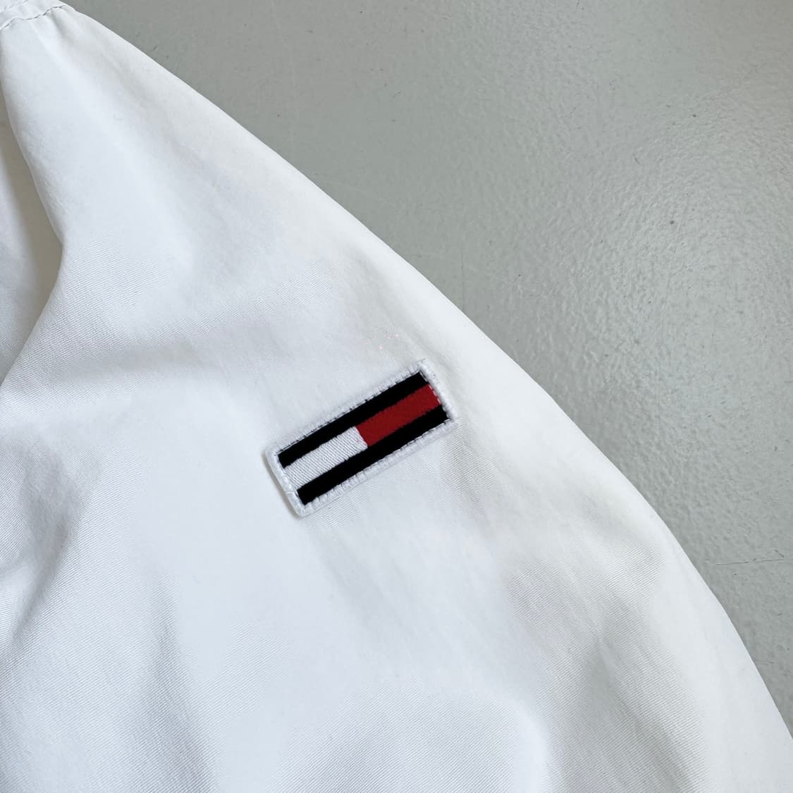 타미힐피거 쉘 바람막이 자켓 화이트 상품이미지4