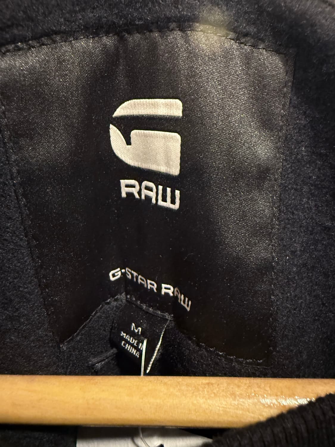 지스타 로우 블랙 맨투맨 상품이미지2