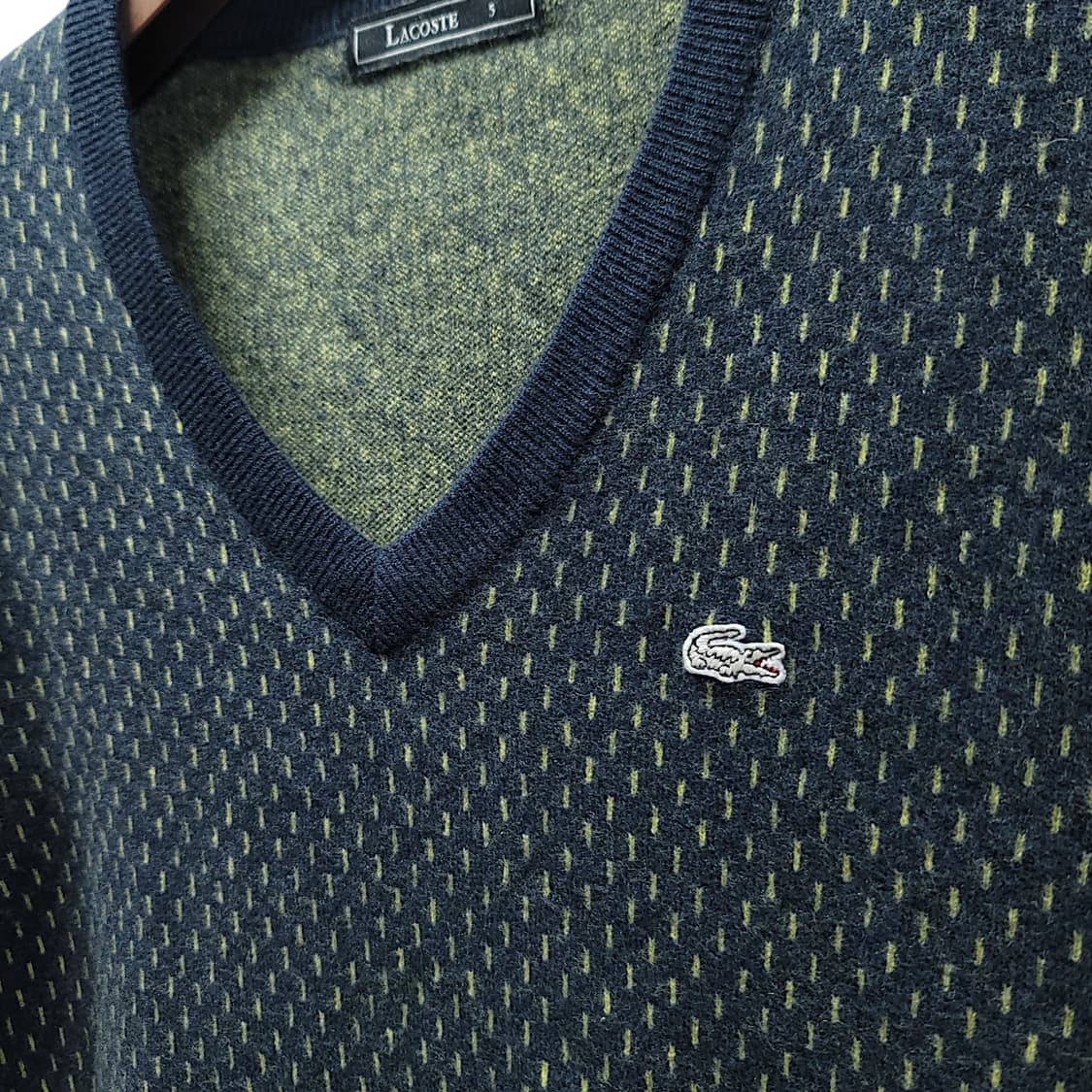 [105/5] 라코스테 네이비 토트그린 브이넥 울 니트 상품이미지5