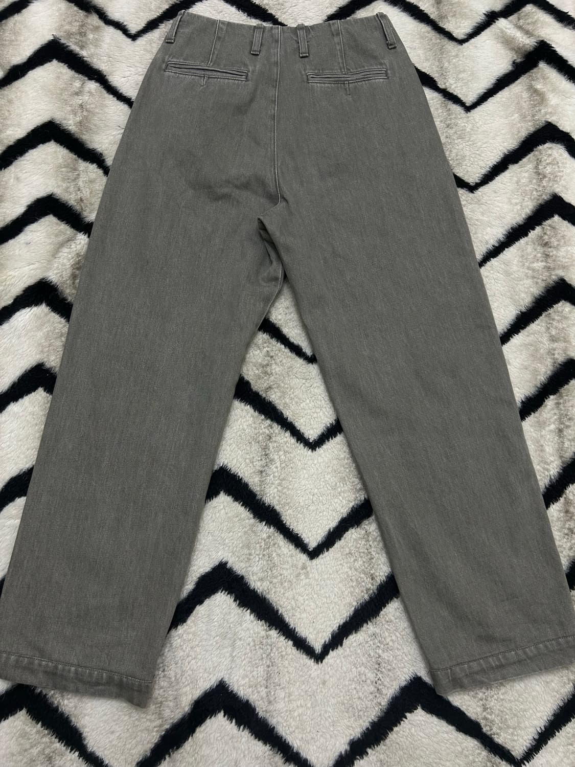 [27]유니클로U 하이웨스트 스트레이트 핏 데님/그레이 상품이미지2