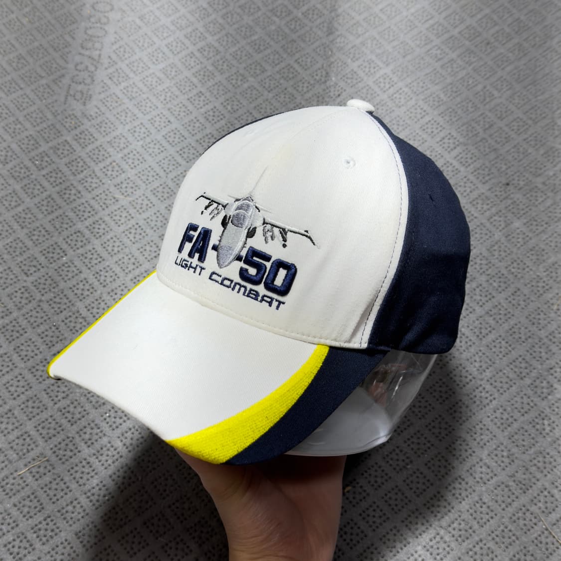 라이트컴뱃 화이트네이비 볼캡 상품이미지1