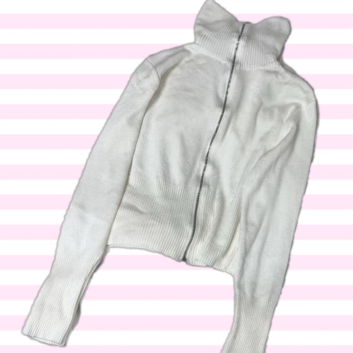 흰색 터틀넥 니트 집업  상품이미지1