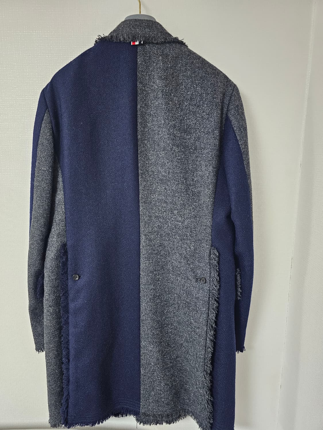 톰브라운 셰틀랜드 펀믹스 헤링본 코트 바지
셋업 판매(100/30) 상품이미지4