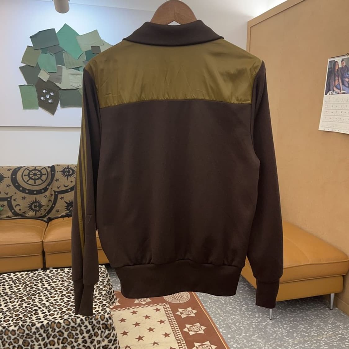 아디다스 Y2K 올드스쿨 팹믹스 카키초코 바람막이 자켓 95 C09332 상품이미지4