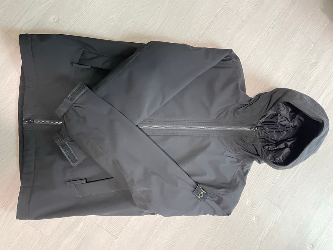 스톤아일랜드 프리마로프트 소프트쉘 블랙 M 상품이미지2