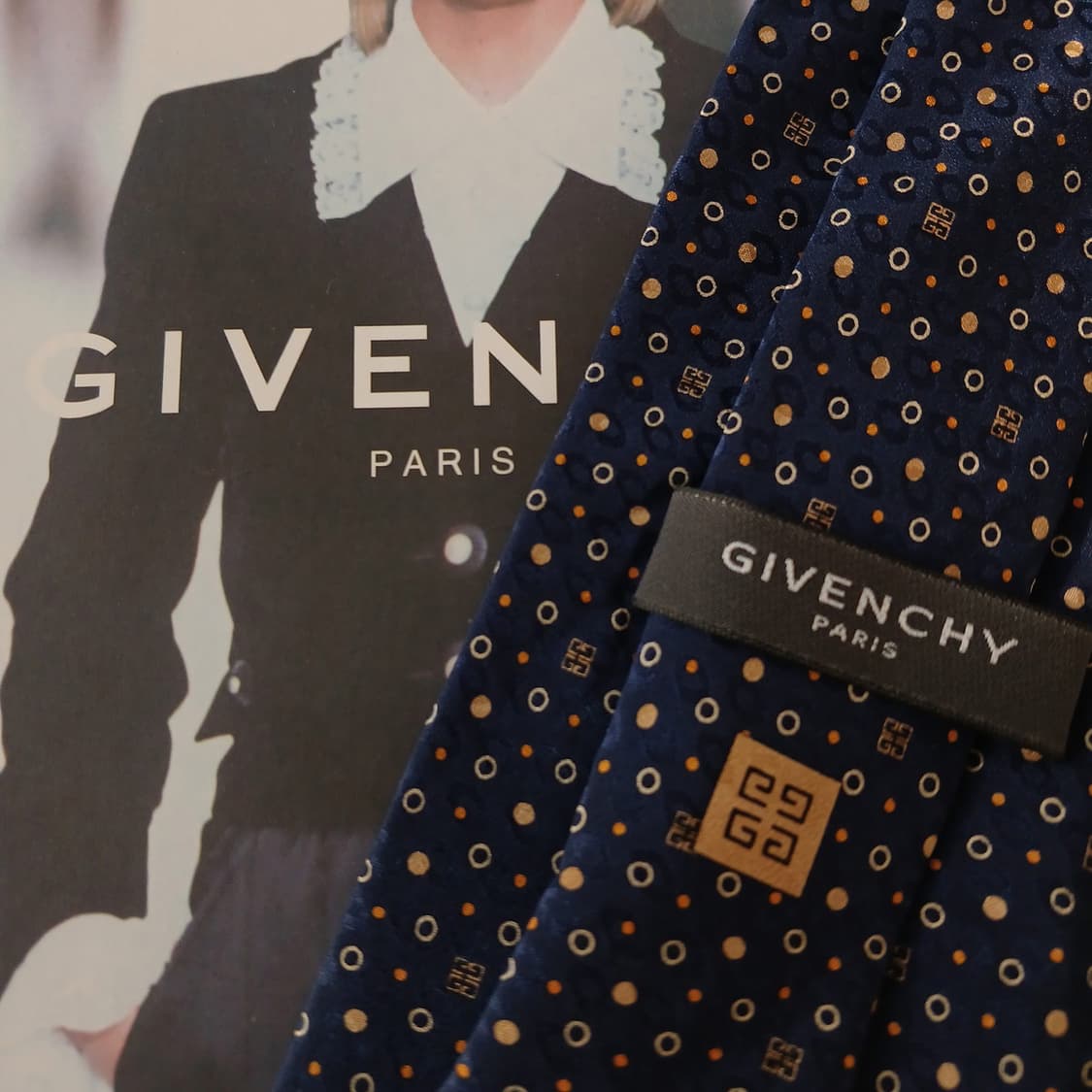 지방시 실크 네이비 4G로고 포인트 넥타이 9.3cm A등급 A19033 상품이미지3