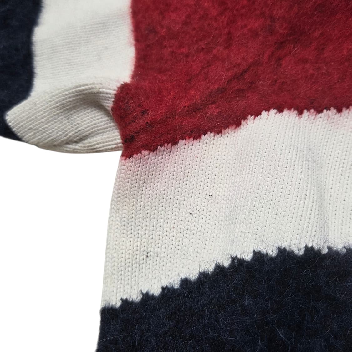 Moncler 몽클레르 삼색 배색 니트  상품이미지4