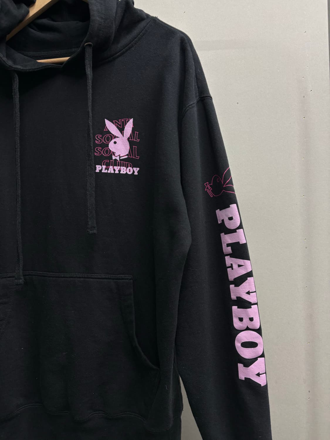 안티소셜클럽 x 플레이보이 후디 상품이미지3