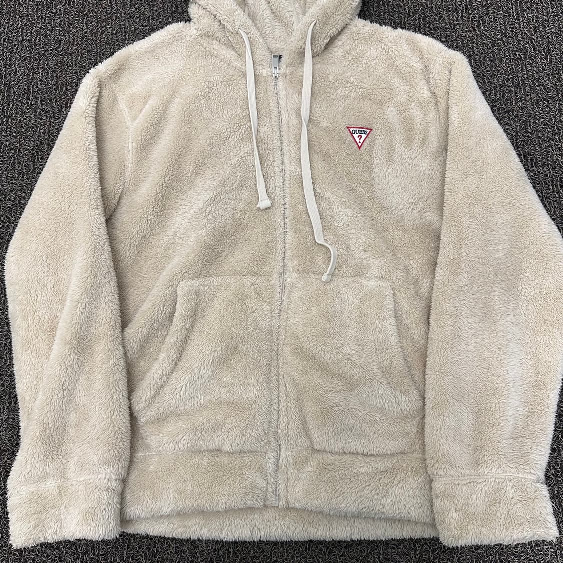 GUESS 게스 뽀글이 털 후드집업 105(XL) 상품이미지3