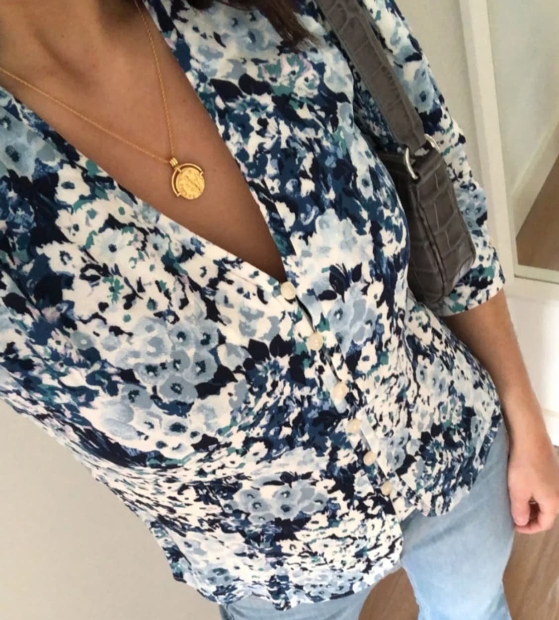 Rouje 루즈 후즈 블라우스 40 판매합니다. 상품이미지4