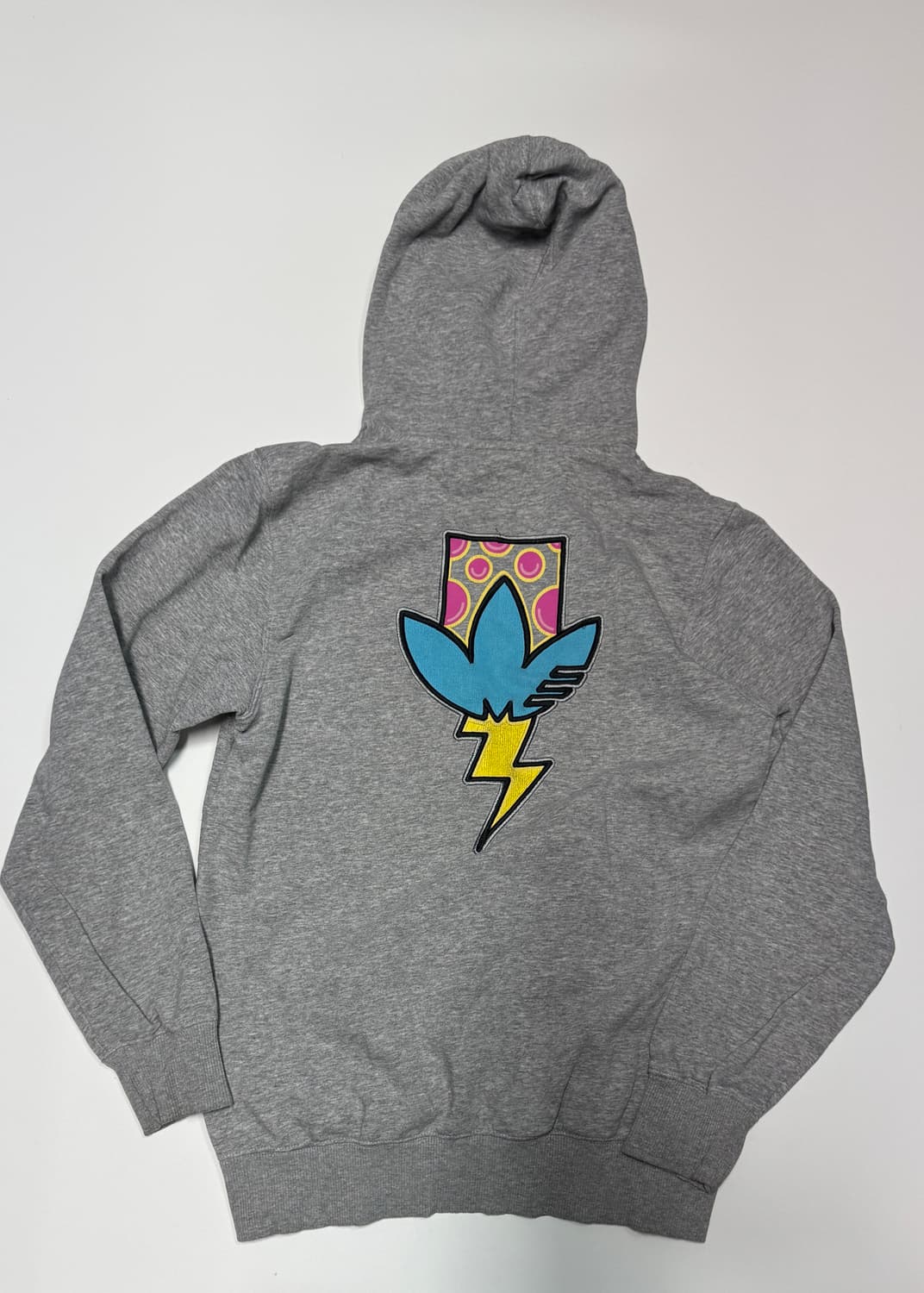 아디다스 올드스쿨 귀여운 뒷 프린팅 후드티 (남녀공용) 상품이미지1