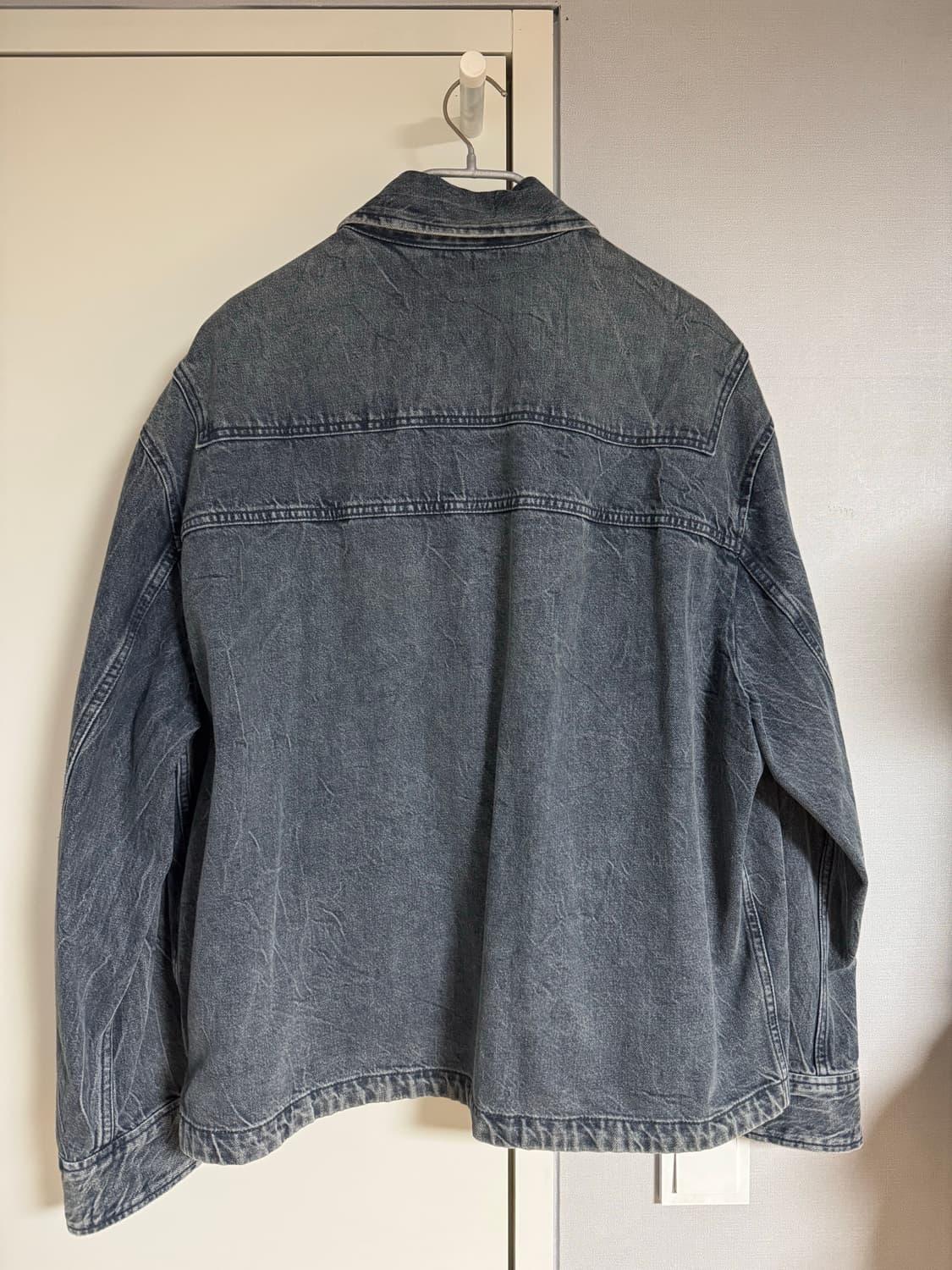 솔리드옴므 24SS 워싱 데님 집업 자켓 50(105) 사이즈 상품이미지2