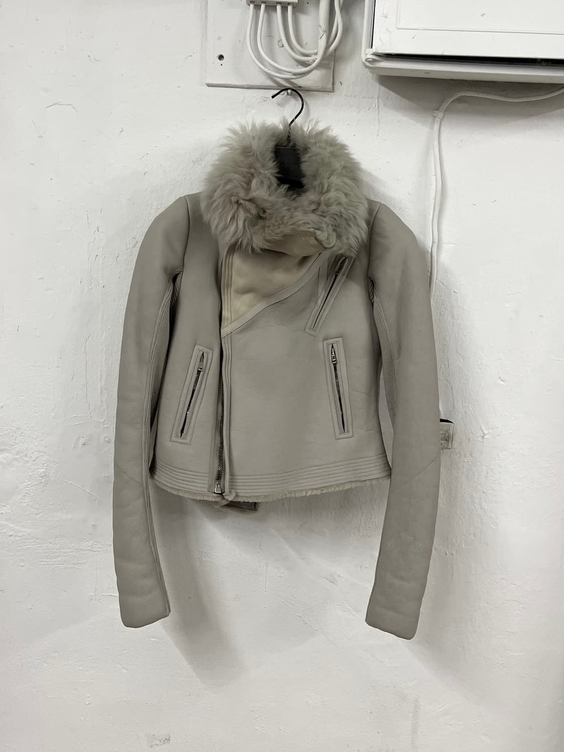 릭오웬스 2016FW 램스킨 퍼 시어링 하이넥 무스탕 바이커 자켓 상품이미지1