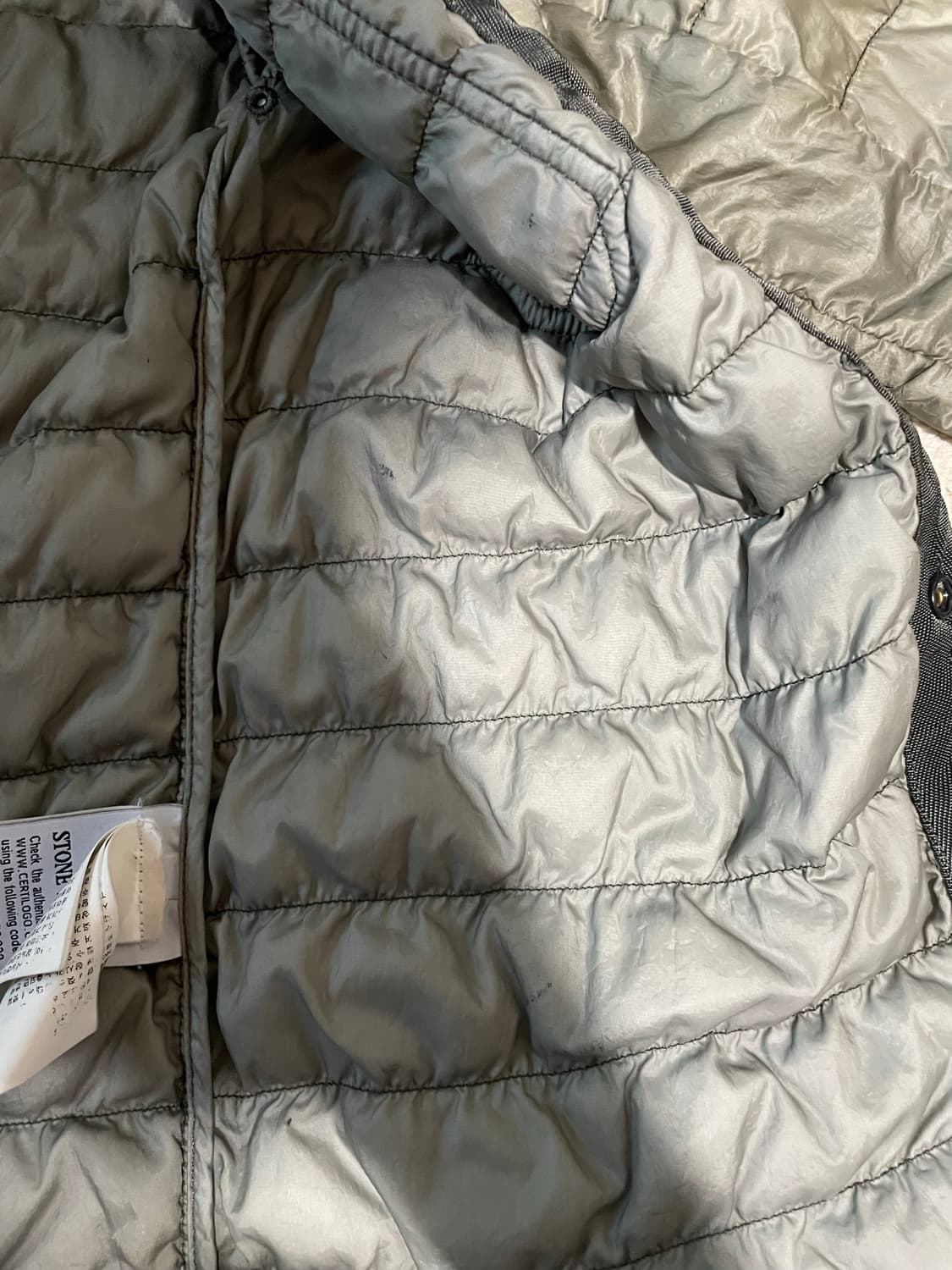 스톤아일랜드 경량 패딩 셔츠 상품이미지10