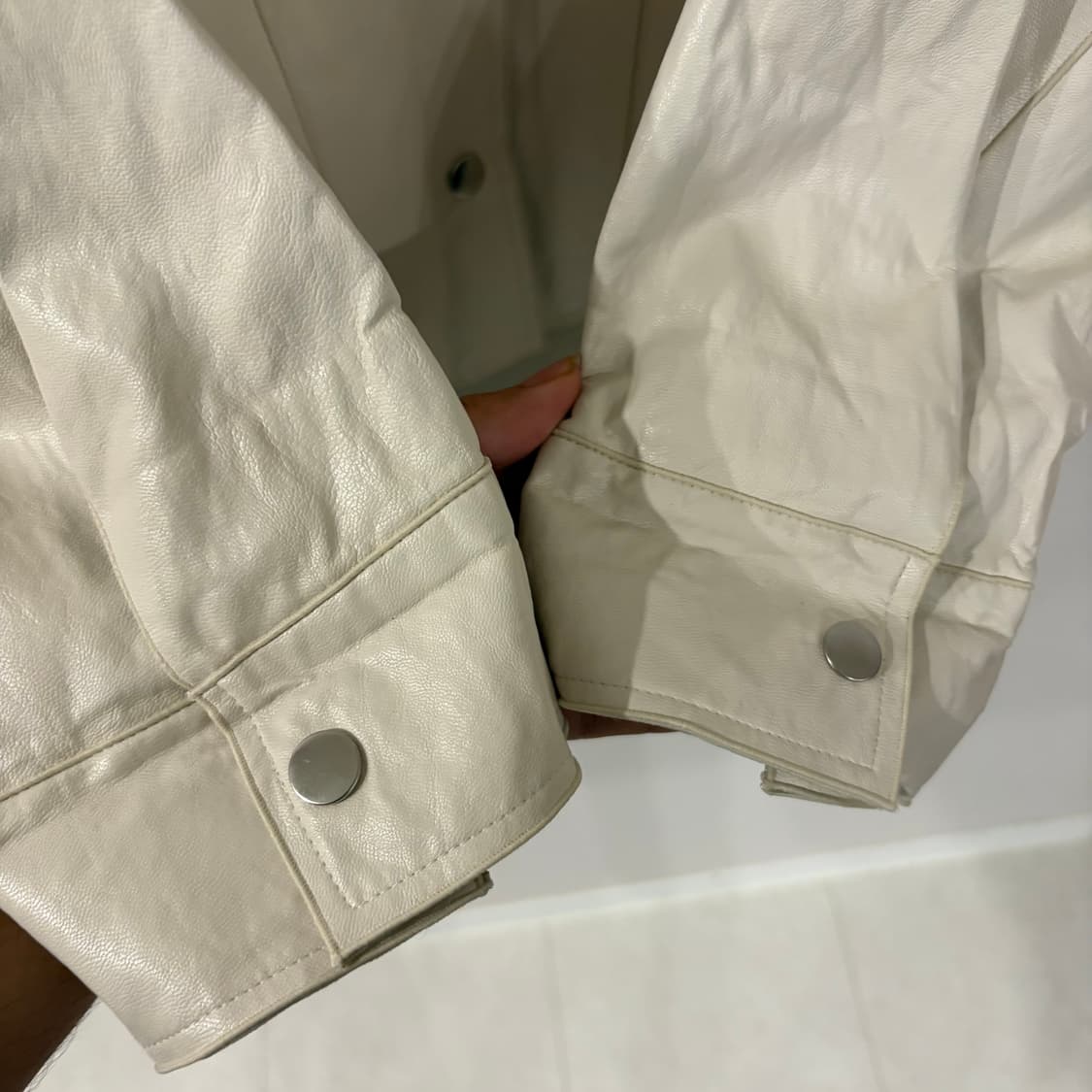 한섬 타임 카드 슬롯 벨티드 레더 자켓 상품이미지3