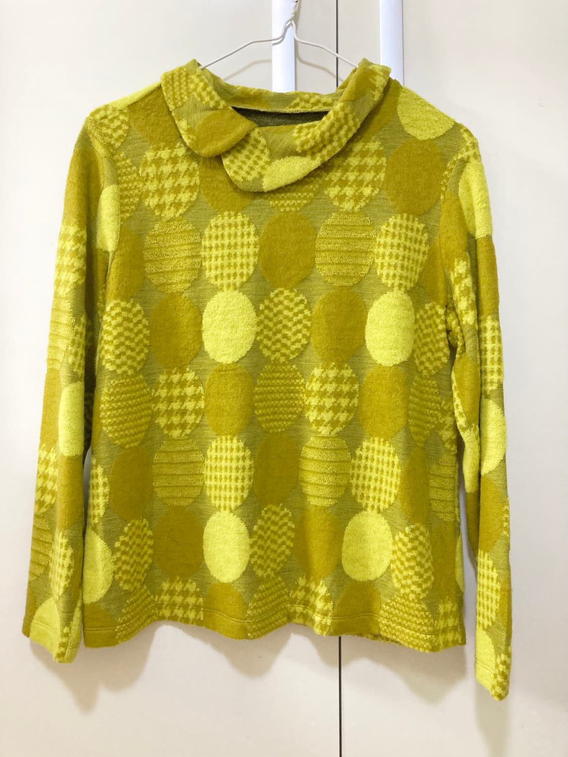 도트 카라 니트 상품이미지1