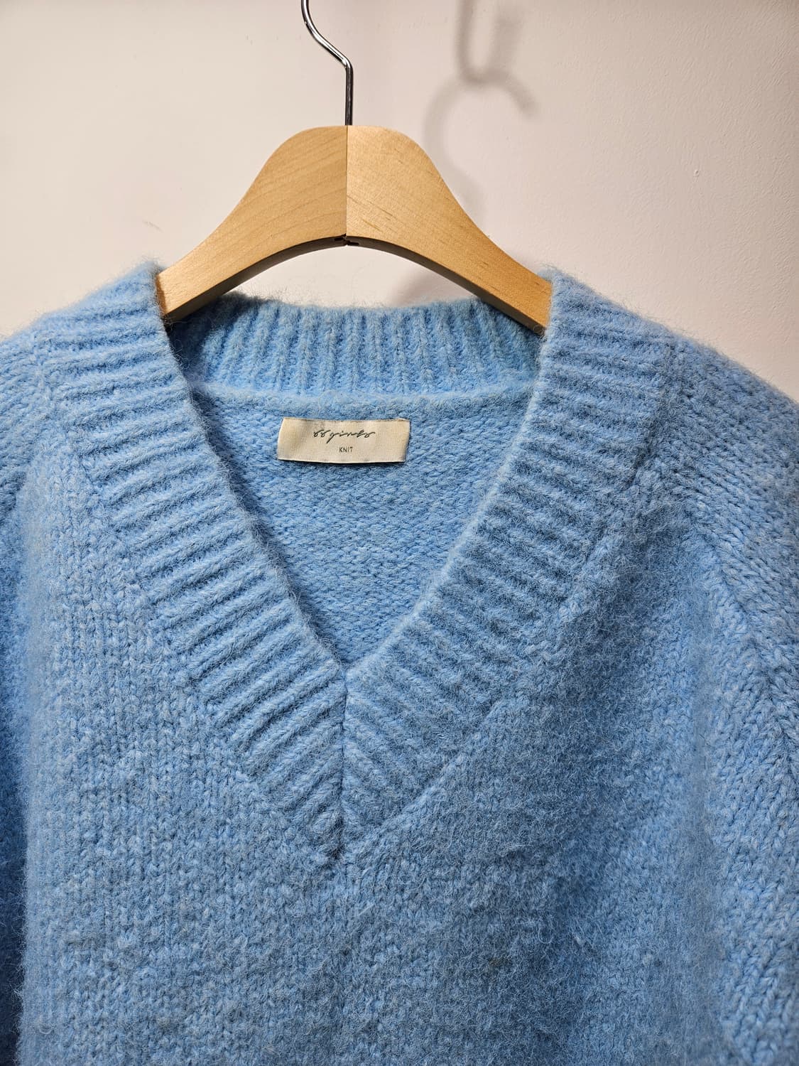 울혼방 브이넥 루즈핏 니트 Free 상품이미지2