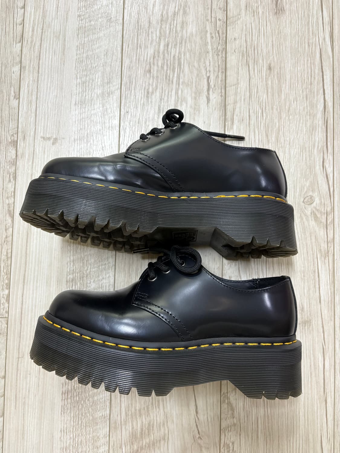 닥터마틴 1461 3홀 쿼드 240 상품이미지2