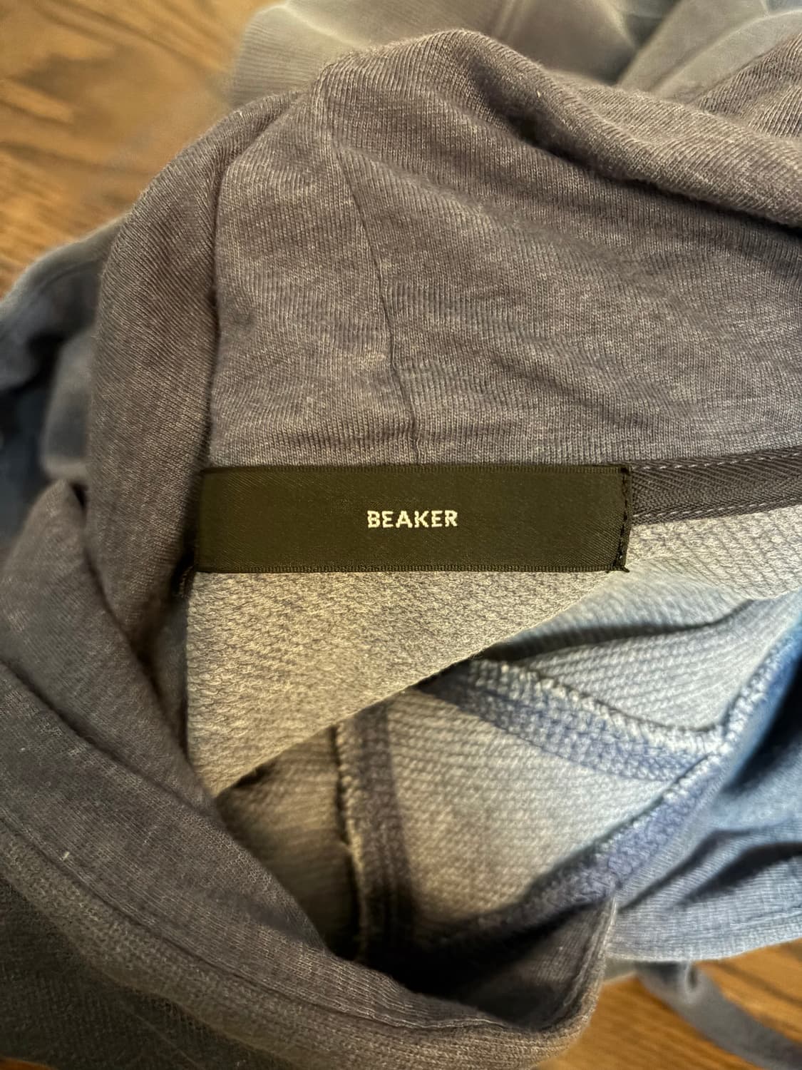 비이커 후드티 상품이미지3