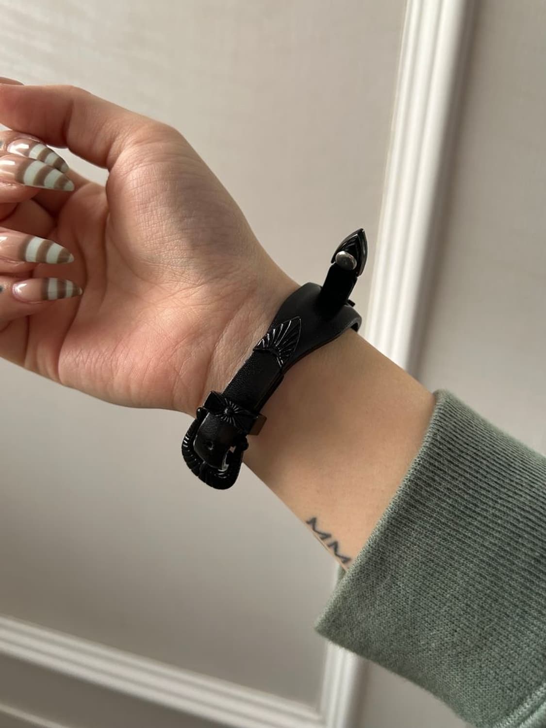 CONCHO BELT BANGLE 콘초 벨트 뱅글 상품이미지3