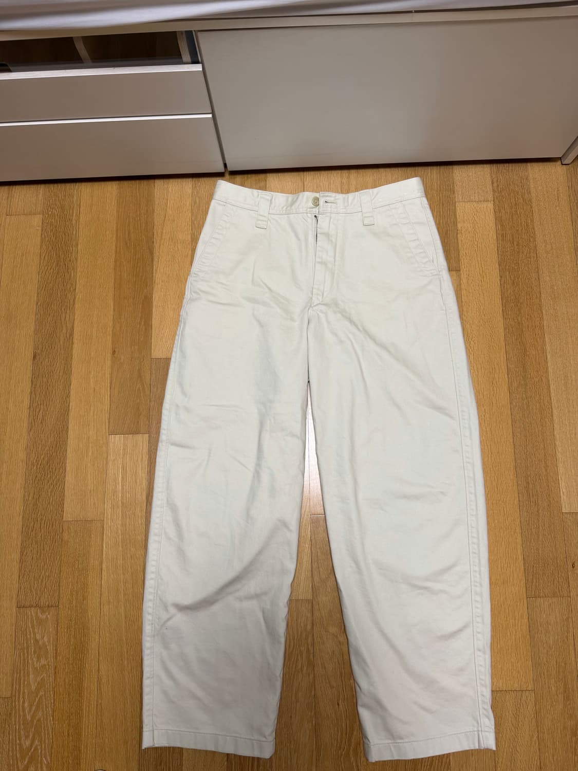 유니클로U 와이드 치노팬츠 natural 79cm 상품이미지1